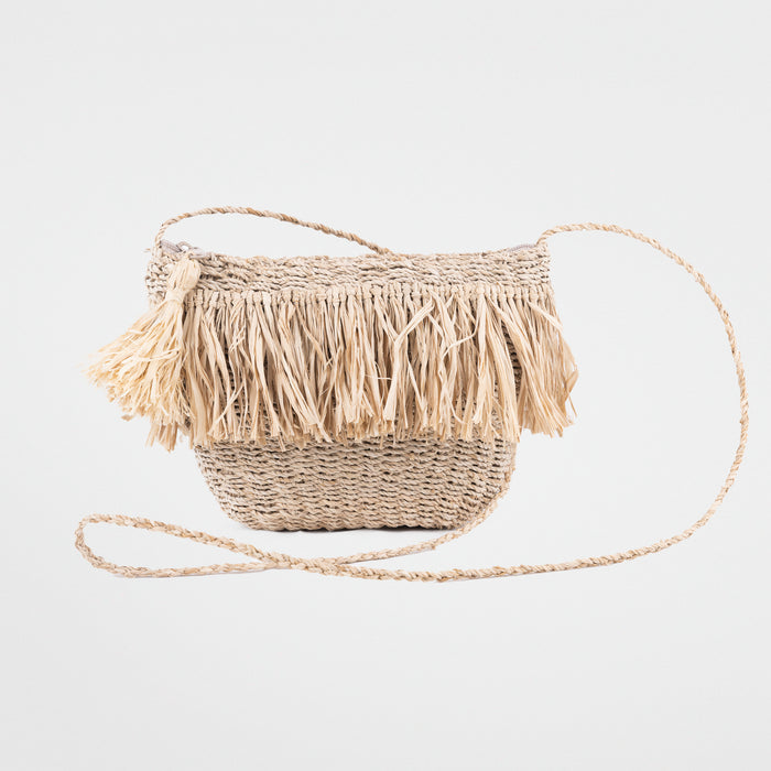 Seagrass light handbag with fringing detail. 135cm length strap (non-adjustable). Fully lined with zip closing. 