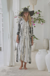 Womens Ashley Long Tunic Shirt Dress in cream and black tie dye finish, in soft lightweight rayon, 3/4 sleeves and pockets.