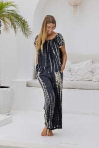 womens short sleeve gypsy style tie dye top in black