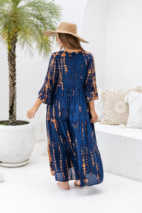 Womens Frida long smock dress in navy and copper tie dye, in soft lightweight rayon with discreet side pockets and 3/4 trumpet sleeves. Plus size fit.