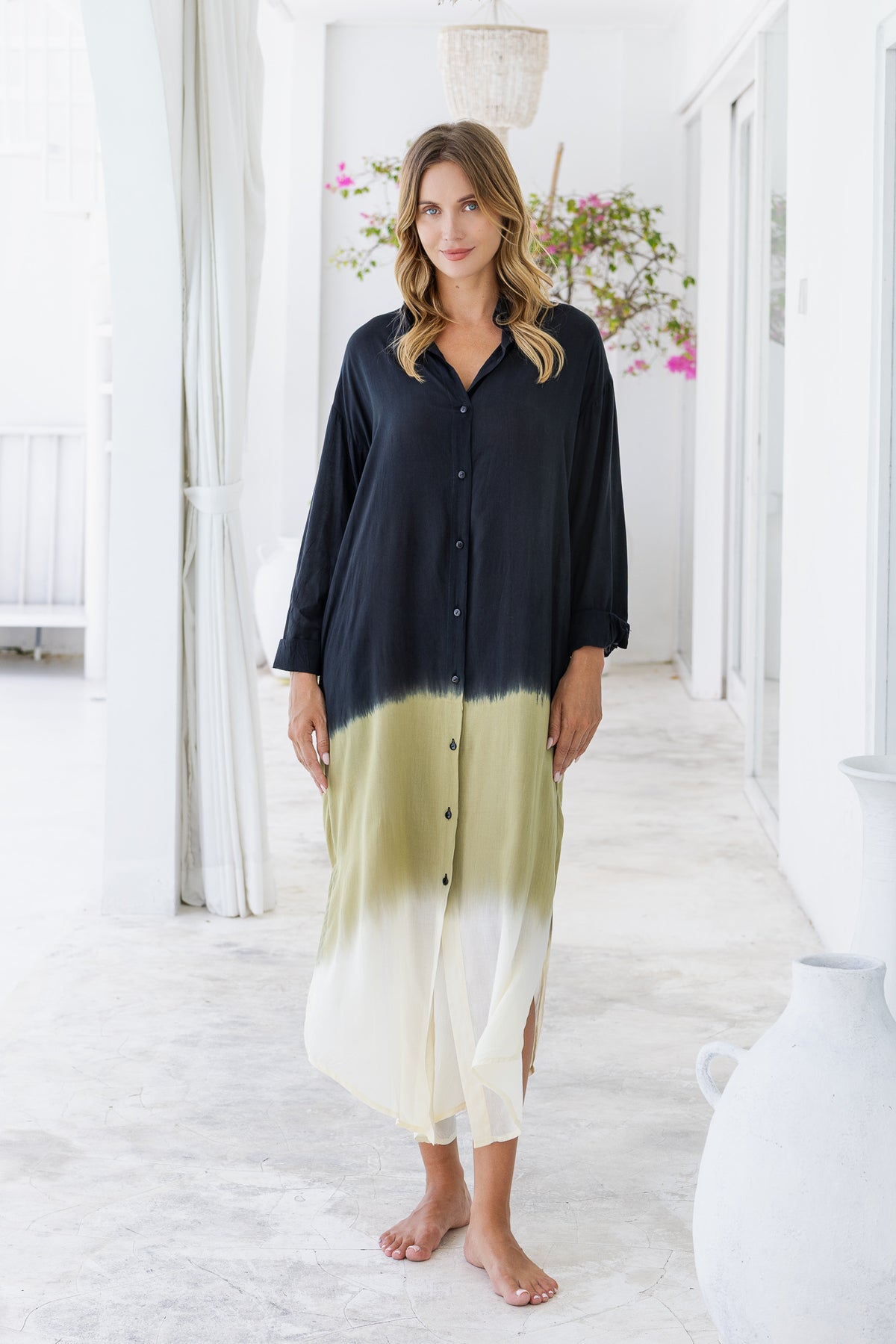 Womens Lisy maxi shirt dress in black ombré finish, in soft lightweight rayon, with  a button down front, cuffed long sleeves, side splits, discreet pockets and a detachable belt.