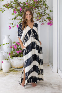 Womens Molly Kaftan in black and cream tie dye finish, in soft lightweight rayon, with side splits, pockets and hand beaded detailing. Plus size fit.