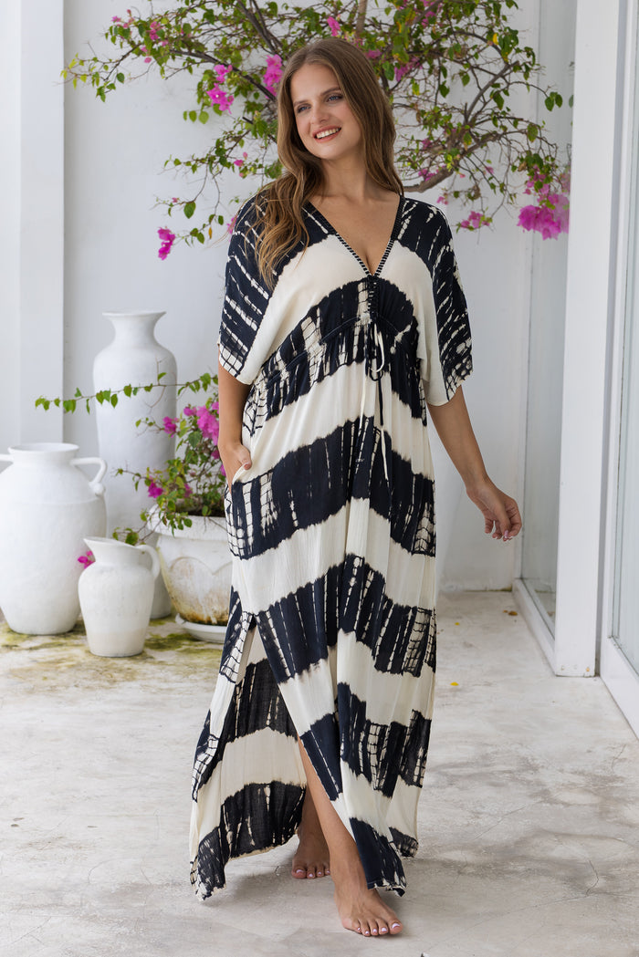 Womens Molly Kaftan in black and cream tie dye finish, in soft lightweight rayon, with side splits, pockets and hand beaded detailing. Plus size fit.
