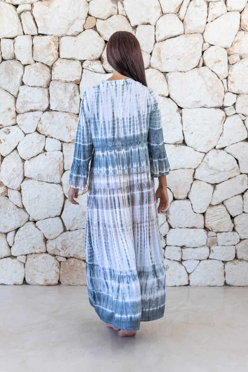 Womens super soft, lightweight, tunic style long length tie dye dress in light grey featuring 3/4 length trumpet sleeves and side pockets